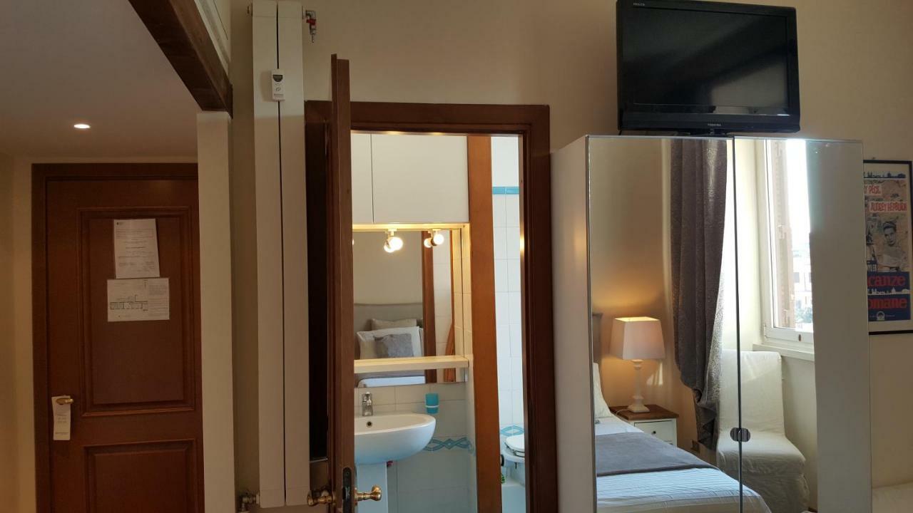 Bed & Breakfast A Casa Di Lia A Roma Zewnętrze zdjęcie
